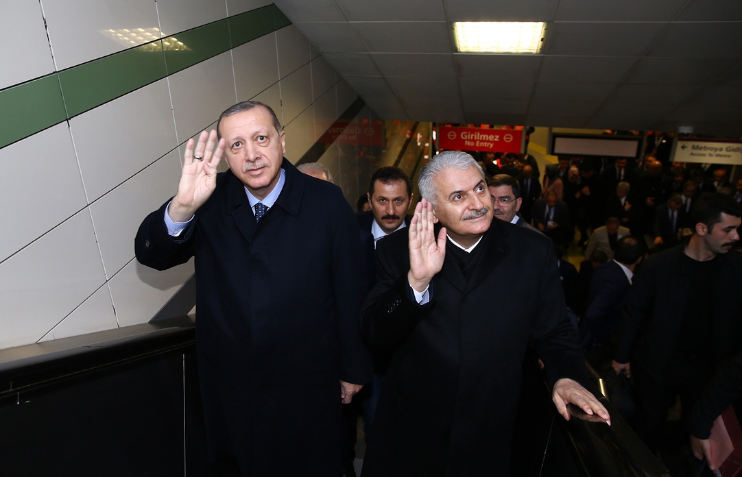 Türkiye'de ilk sürücüsüz metro hattı Üsküdar - Ümraniye metrosu sefere başladı