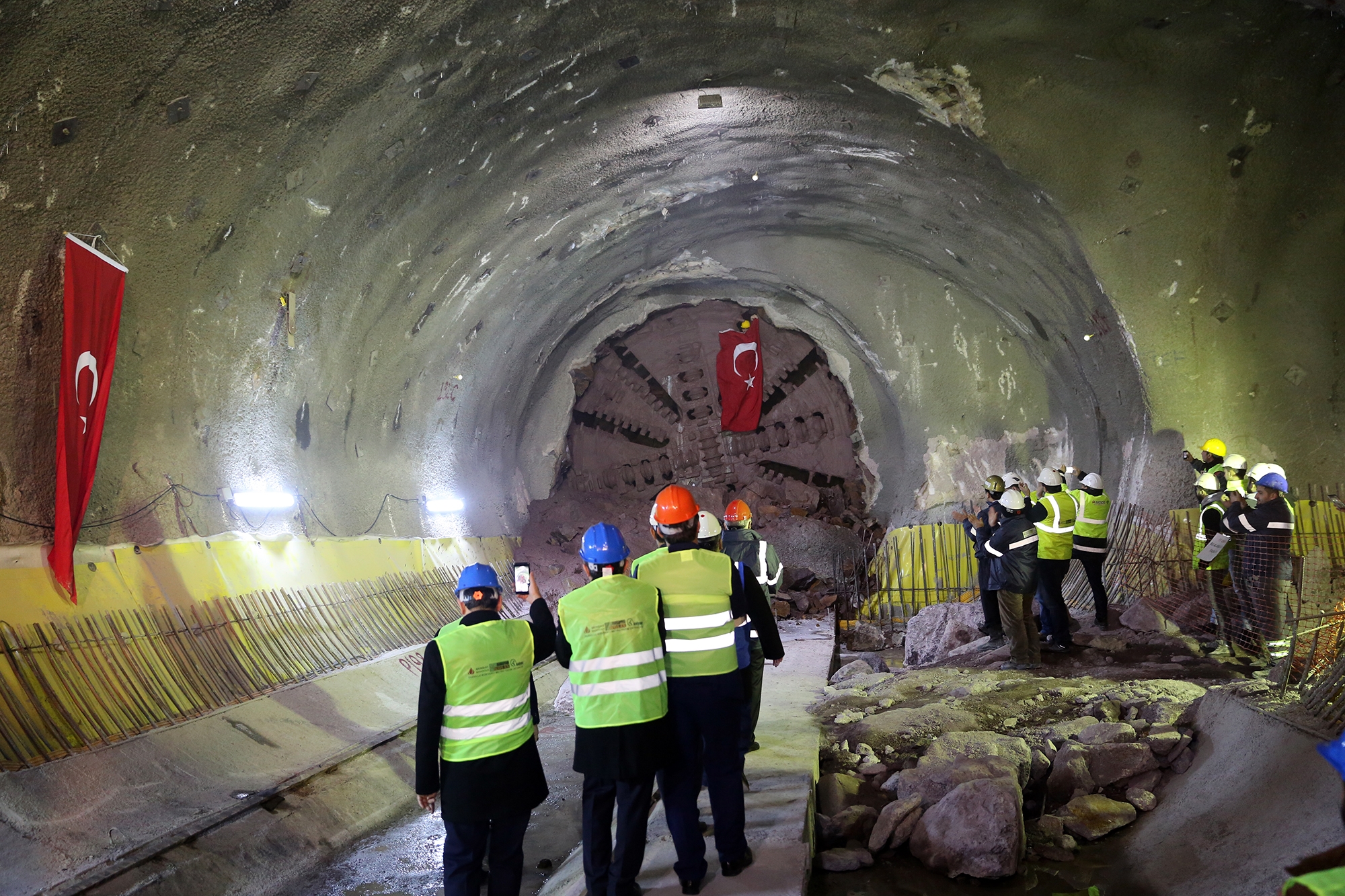İstanbul`un metro projeleri tam gaz!