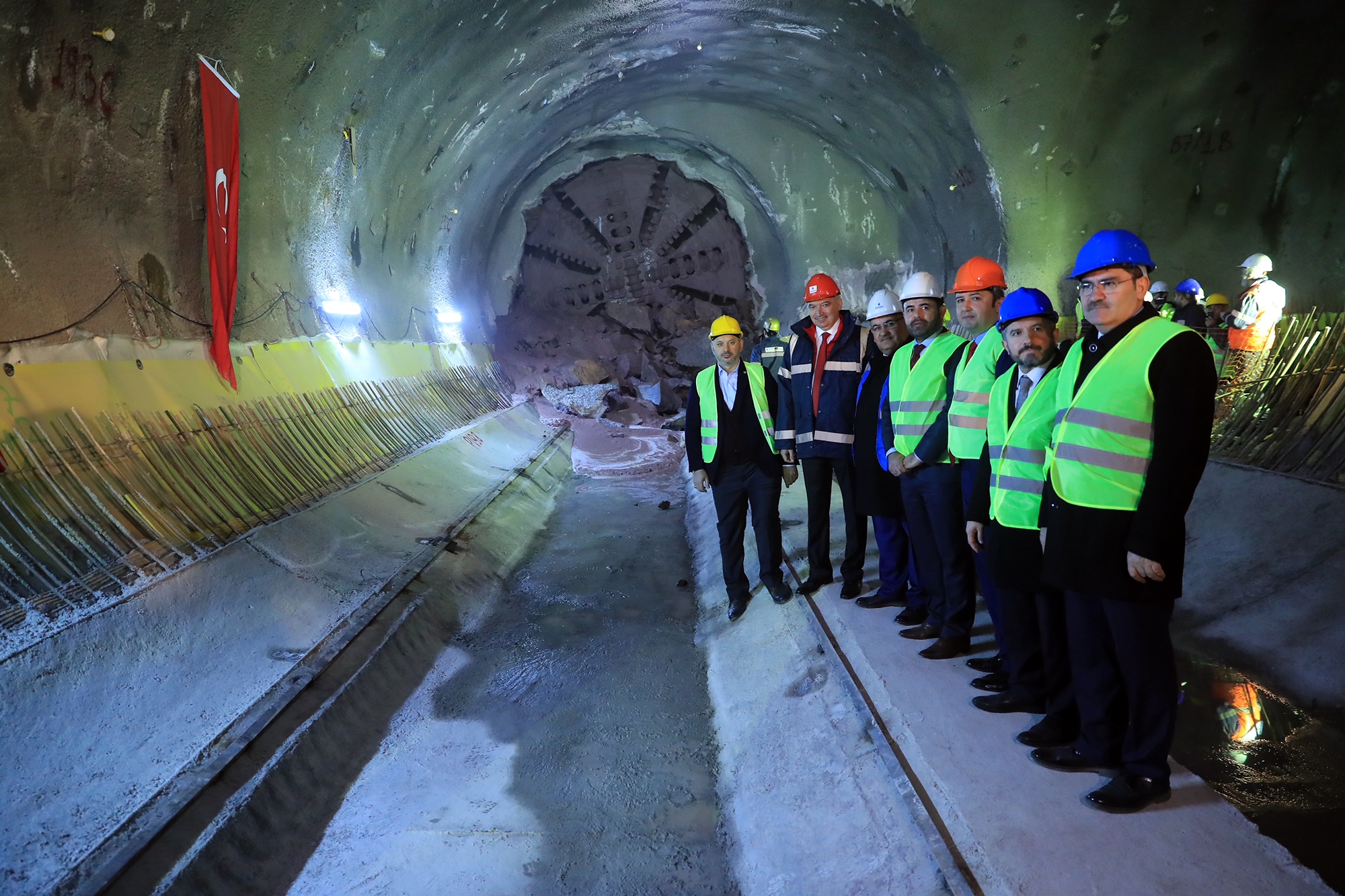 İstanbul`un metro projeleri tam gaz!
