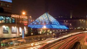 Bursa Zafer Plaza AVM'de Belediye hisselerini satışa çıkardı