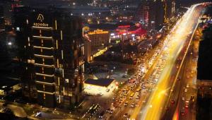 Selenium Retro Cadde Dükkanları ön satışa çıkıyor