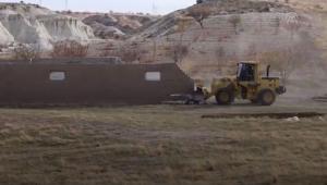 Kapadokya'da kaçak yapılar tek tek yıkılıyor...