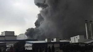 İstanbul Güngören'de korkutan fabrika yangını