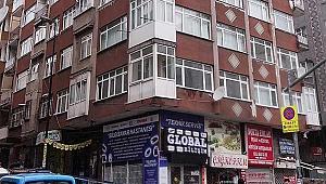 Kartal'da çöken bina tedirgin etti! Bahçelievler'de bir bina mühürlenerek boşaltıldı