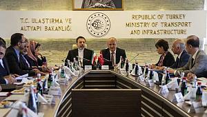 Bakan Turhan:İranlı yetkililerle yakın iş birliği içerisinde çalışıyoruz