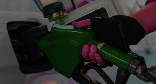 Motorin ve benzine ne kadar, kaç TL indirim olacak? Akaryakıtta indirim bekleniyor...