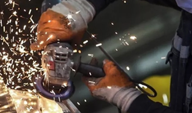 Sanayi üretimi Şubat'ta yüzde 13.3 arttı