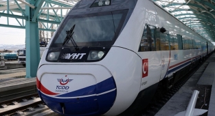 Yüksek Hızlı Tren (YHT) Bayram ek sefer biletleri satışa çıktı!