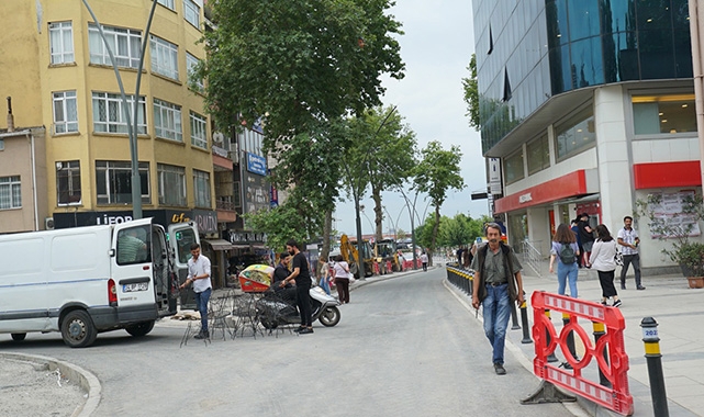 İstanbul Kartal'da o cadde trafiğe açıldı