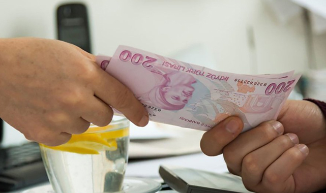 Bankaların ticari müşterilerinden alabileceği ücretlerde değişiklik