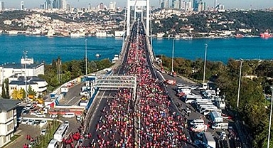 İstanbul'da Maraton trafiği! Trafik ne zaman açılacak, kapatılan yollar saat kaç gibi açılacak?