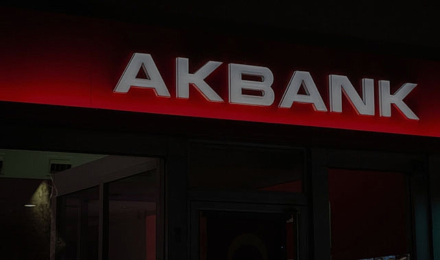 Akbank kredi notu sabit kaldı