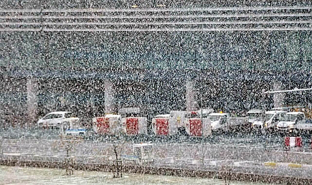 THY İstanbul kalkışlı/varışlı seyahati bulunan yolcuları az önce uyardı! THY uçak seferleri iptalleri başladı, tıkla kontrol et