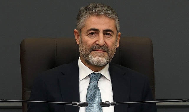 Bakan Nebati, "bol keseden milyar dolarlık rakamlar sallayıp, boş laf üreterek" dedi ekledi...