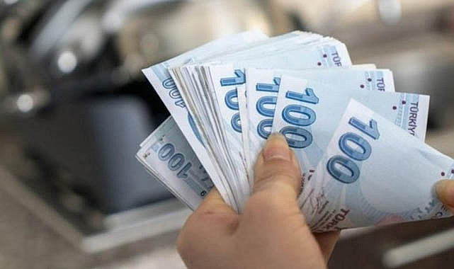 Devlet memurlarına ödenecek zam ve tazminatlara ilişkin kritik karar Resmi Gazete'de