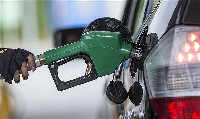 Motorin ve benzin fiyatlarına KDV zammı! Akaryakıta zam var...