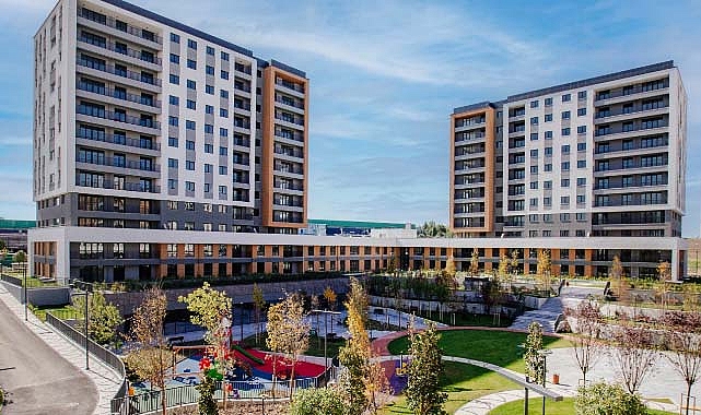 Emlak Konut Esenyurt Semt Bahçekent 2'de kesin kabul yaptı