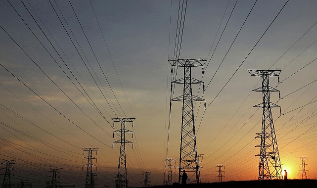 Spot piyasa elektrik fiyatı 27 Eylül 2023 tarihinde ne kadar oldu?