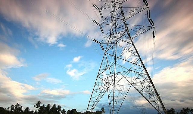 İstanbul'da 13 ilçede elektrik kesintisi! 24 Ocak elektrik kesilecek ilçeler açıklandı...