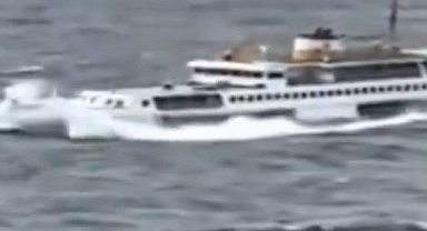İstanbul'da Adalar vapuru facianın eşiğinden döndü!