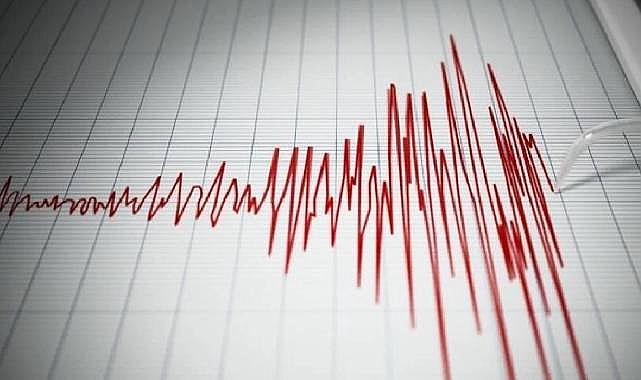 Malatya'da 4.0 büyüklüğünde korkutan deprem! Vatandaş sokaklara çıktı...