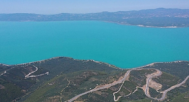 İznik Gölü bölgesinde arsa ve tarla yatırımları...