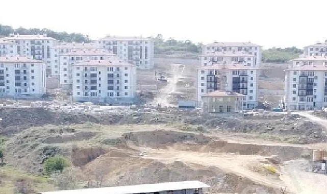 304 konutluk Yalova TOKİ projesinde evler sahiplerine teslim ediliyor