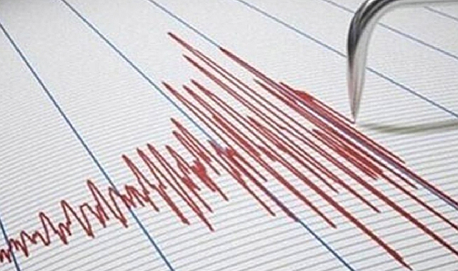 Son Depremler: Çanakkale'de 4.9 büyüklüğünde korkutan deprem! Deprem, Bursa ve çevre illerden hissedildi...