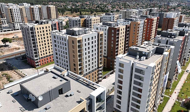 Gayrimenkul yatırımı yapan yabancıların yüzde43.8'i vatandaşlık aldı!