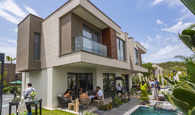Bodrum'da 140 villalık lüks projede örnek villa hazır