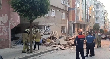 İstanbul'da 4 katlı binada kısmi çökme yaşandı!