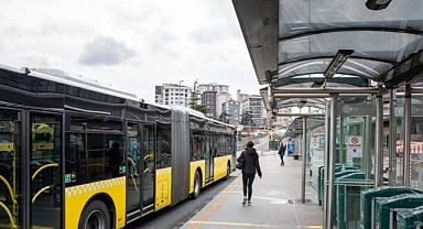 İstanbul’un toplu taşımasında öğrenci indirimine 30 yaş sınırı!