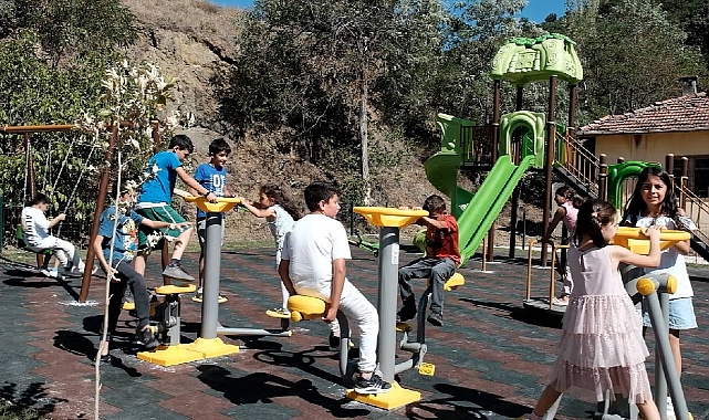 Bakan Kurum'dan Amasya’da Yeşilöz Köyüne jet hızıyla park!