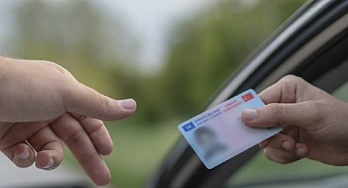 B Sınıfı Ehliyet kullananlar için kritik uyarı! Yapmayana rekor ceza...