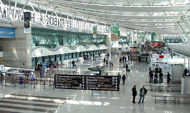 S&amp;P, TAV Havalimanları (TAVHL) kredi notunu açıkladı