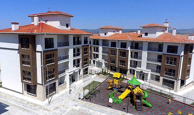 3 ildeki TOKİ konut projelerinde kura heyecanı yaşandı