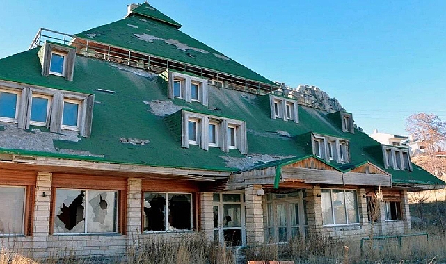 Milli Emlak satmıştı! Atıl durumda olan Uzanların 22 odalı Antalya'daki oteli satılıyor...