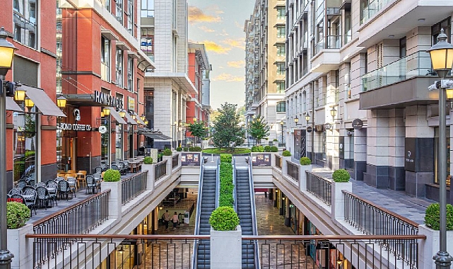 Polat Piyalepaşa Çarşı Haziran'da sanatla dolu