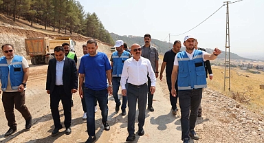 Adıyaman'da deprem konutlarına ulaşacak İndere Çevre Yolu yapımı sürüyor
