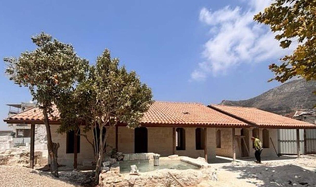 Hatay'da depremde yıkılan tarihi camii Bursa Büyükşehir tarafından inşa ediliyor