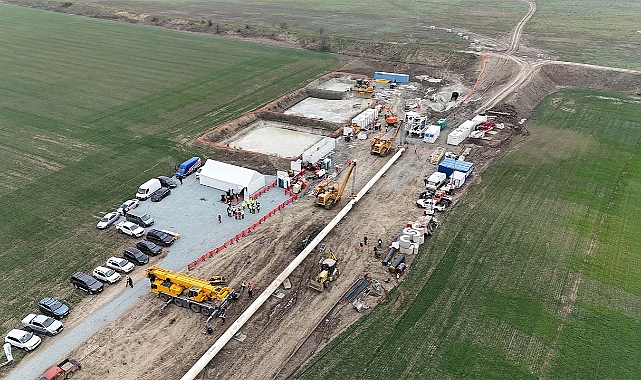 Türk inşaat şirketi dev projede Tuna Nehri’ni aştı