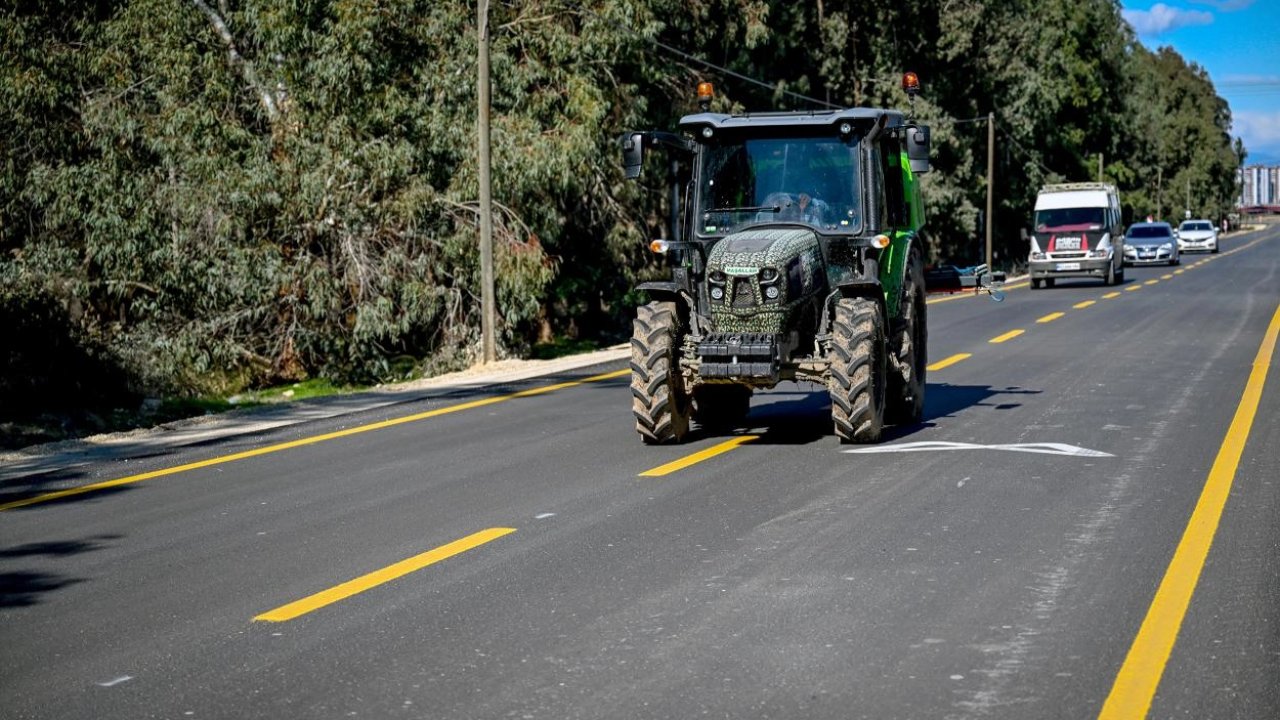 Mersin'de yol iyileştirme çalışmaları sürüyor